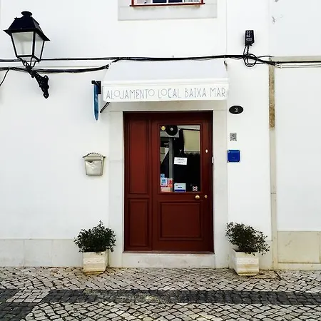 Alojamento Baixa Mar Πανσιόν 3*
