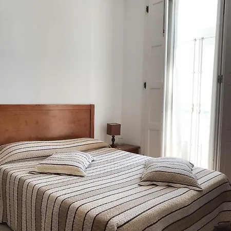 Alojamento Baixa Mar Πανσιόν 3*
